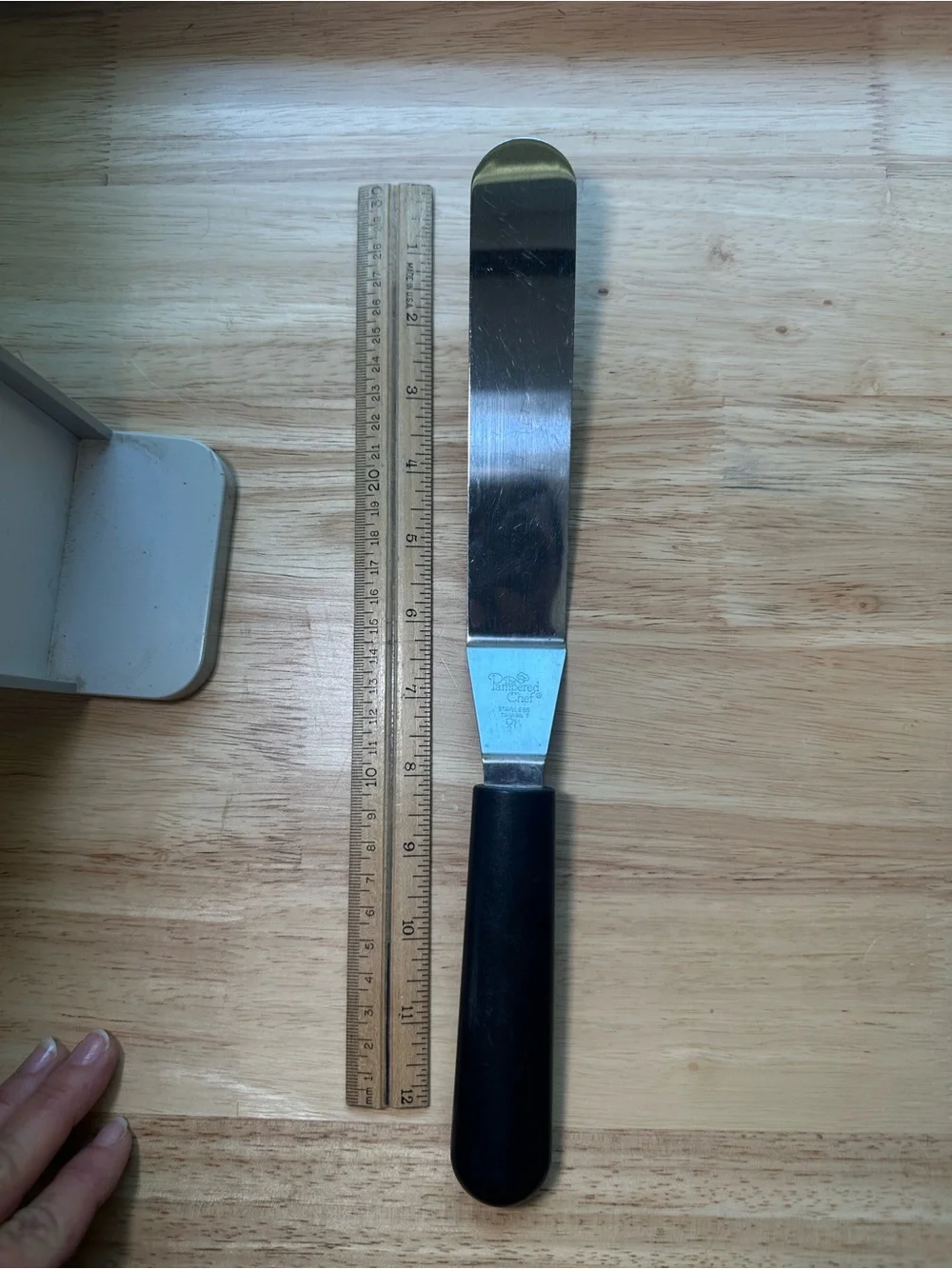 Pampered Chef Black Handle Stainless Spreader icing spatula